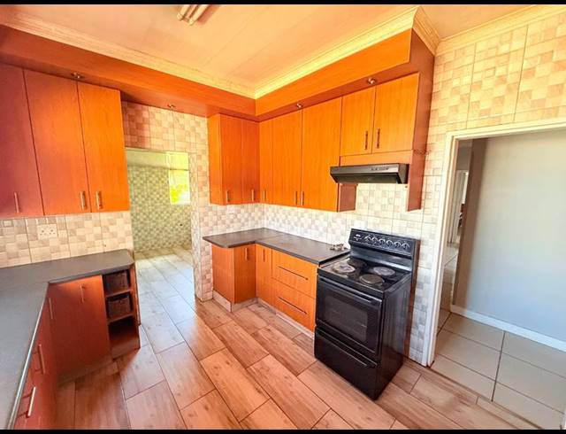 3 BEDROOM HOUSE FOR SALE IN VANDERBIJLPARK CW 3